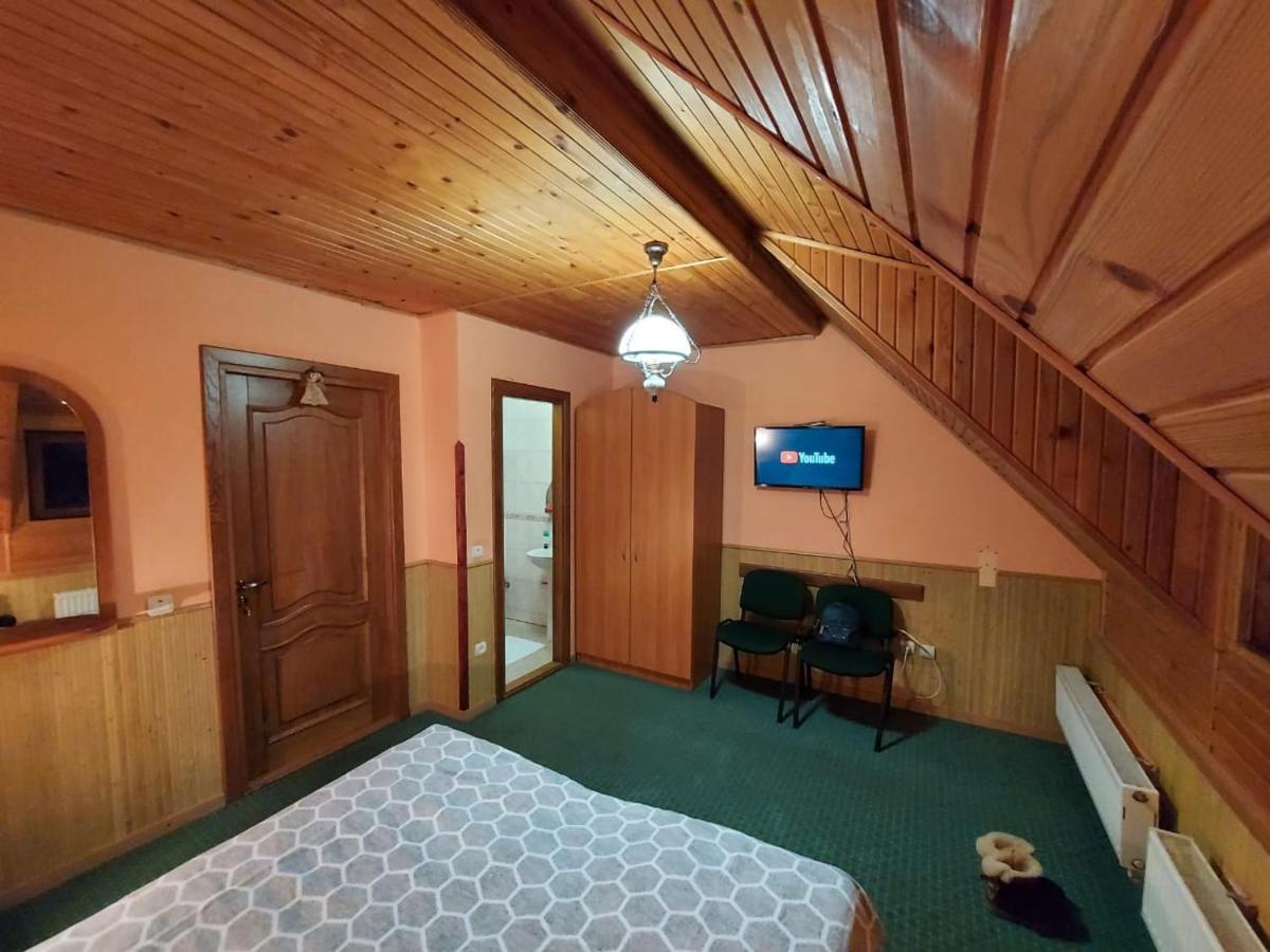Затишок Villa Tysovets Exterior photo